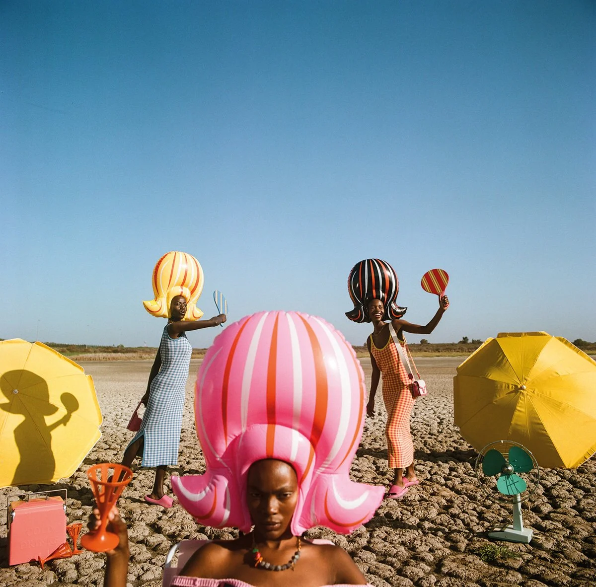 Pool-Party-by-Armand-Dicker-for-Vogue-Portugal-June-2023-00011.jpeg