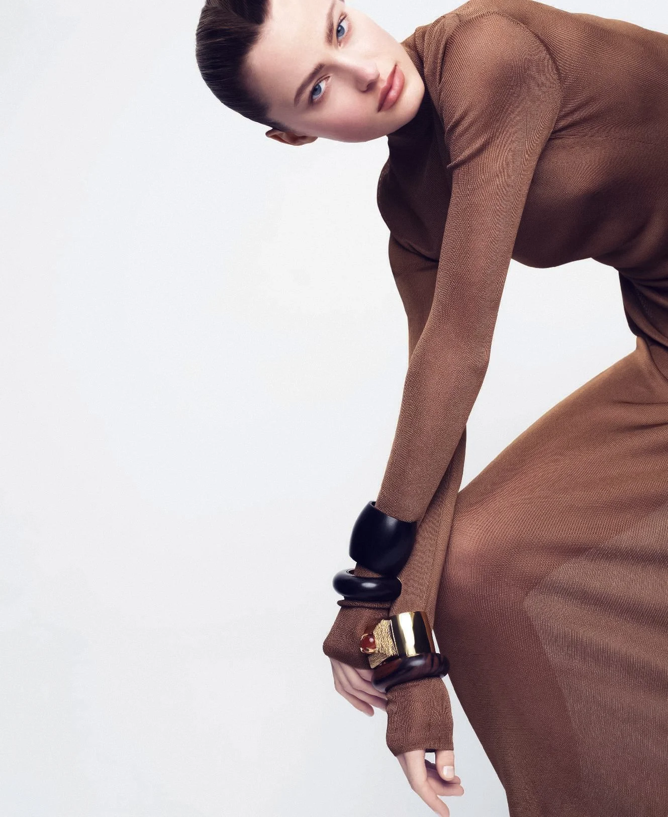 Felice-Nova-Noordhoff-by-Nathaniel-Goldberg-Harpers-Bazaar-Italia-July-2023-00007.jpeg
