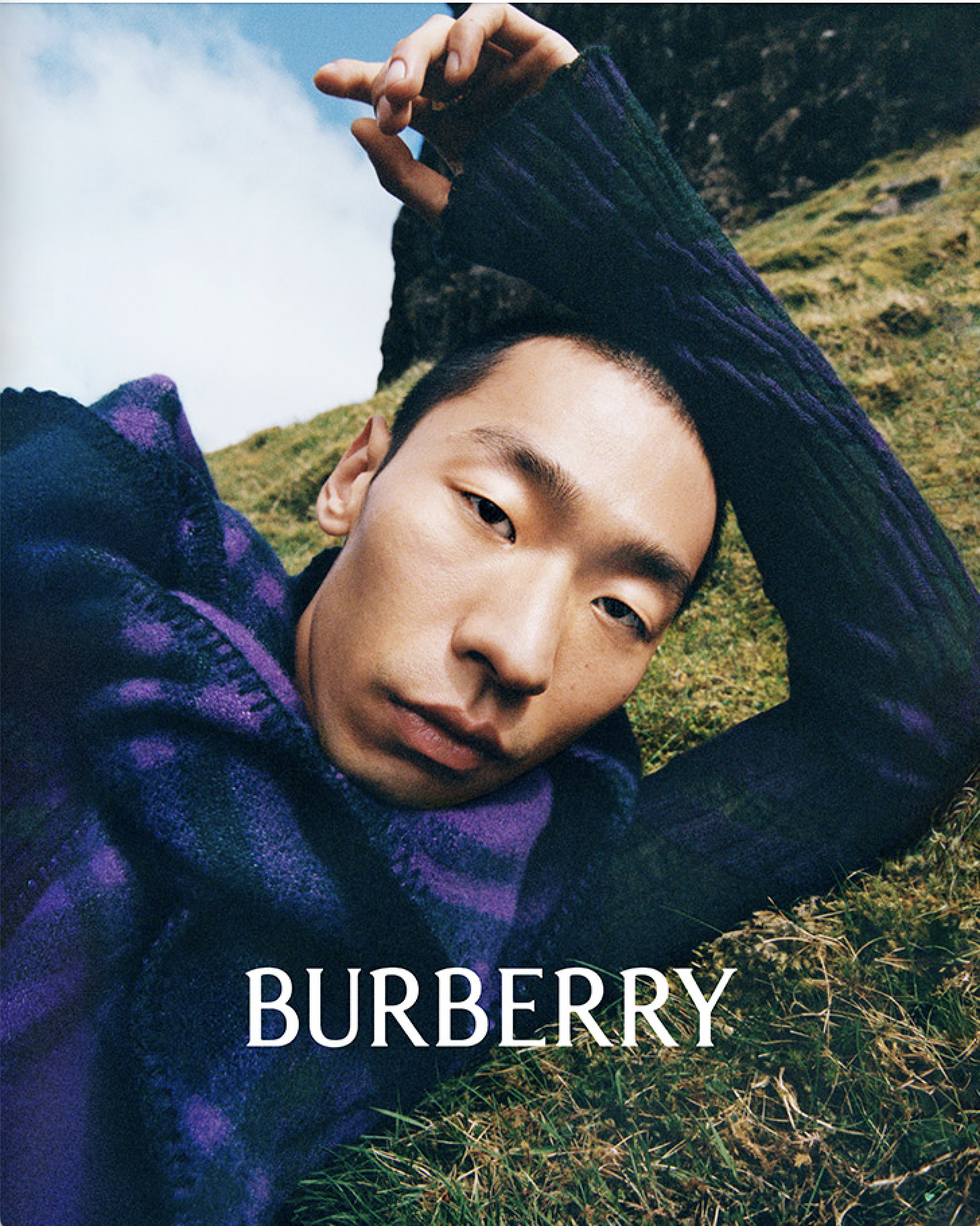 Burberry-FW-2023-by-Tyrone-Lebon-00014.png
