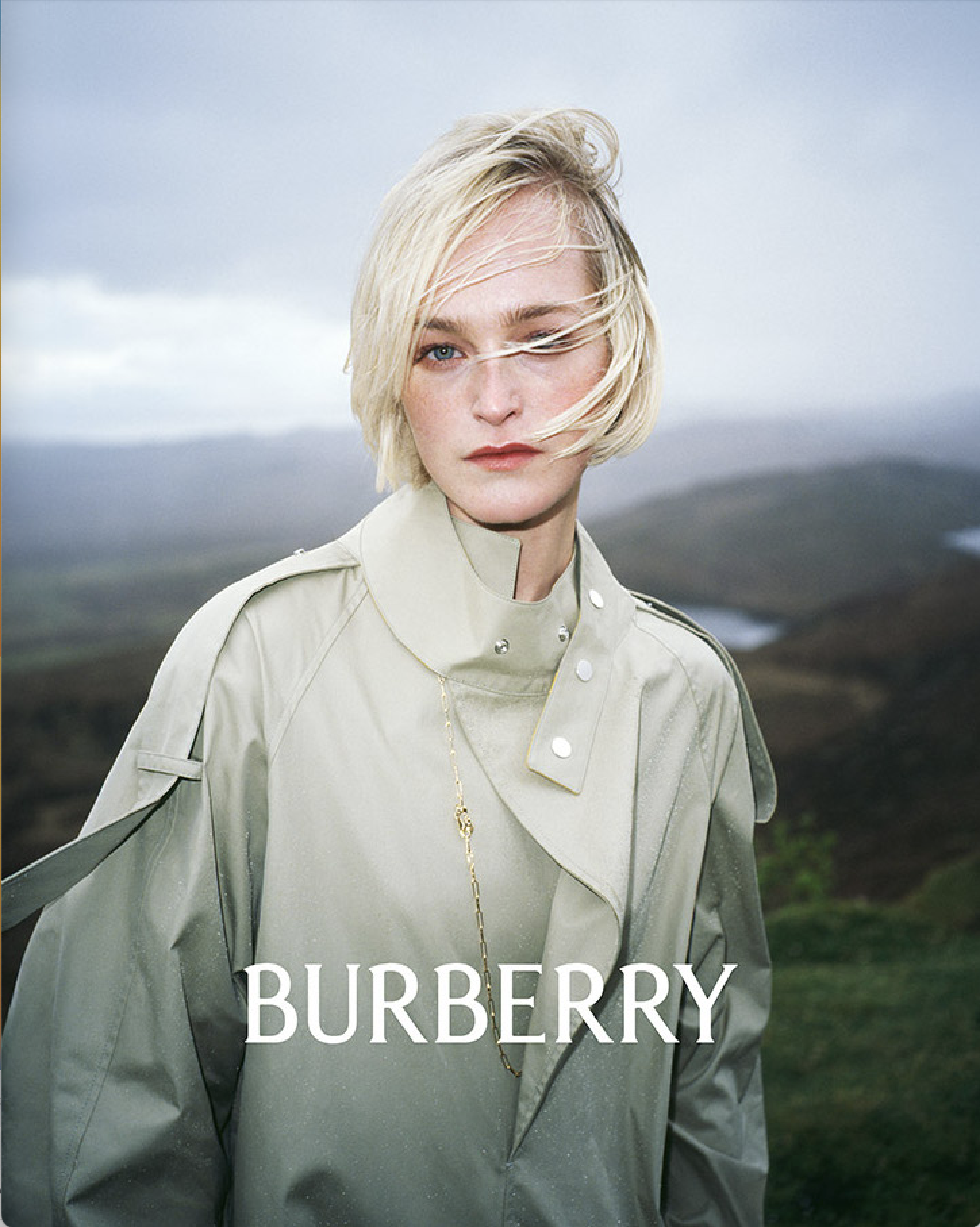 Burberry-FW-2023-by-Tyrone-Lebon-00008.png