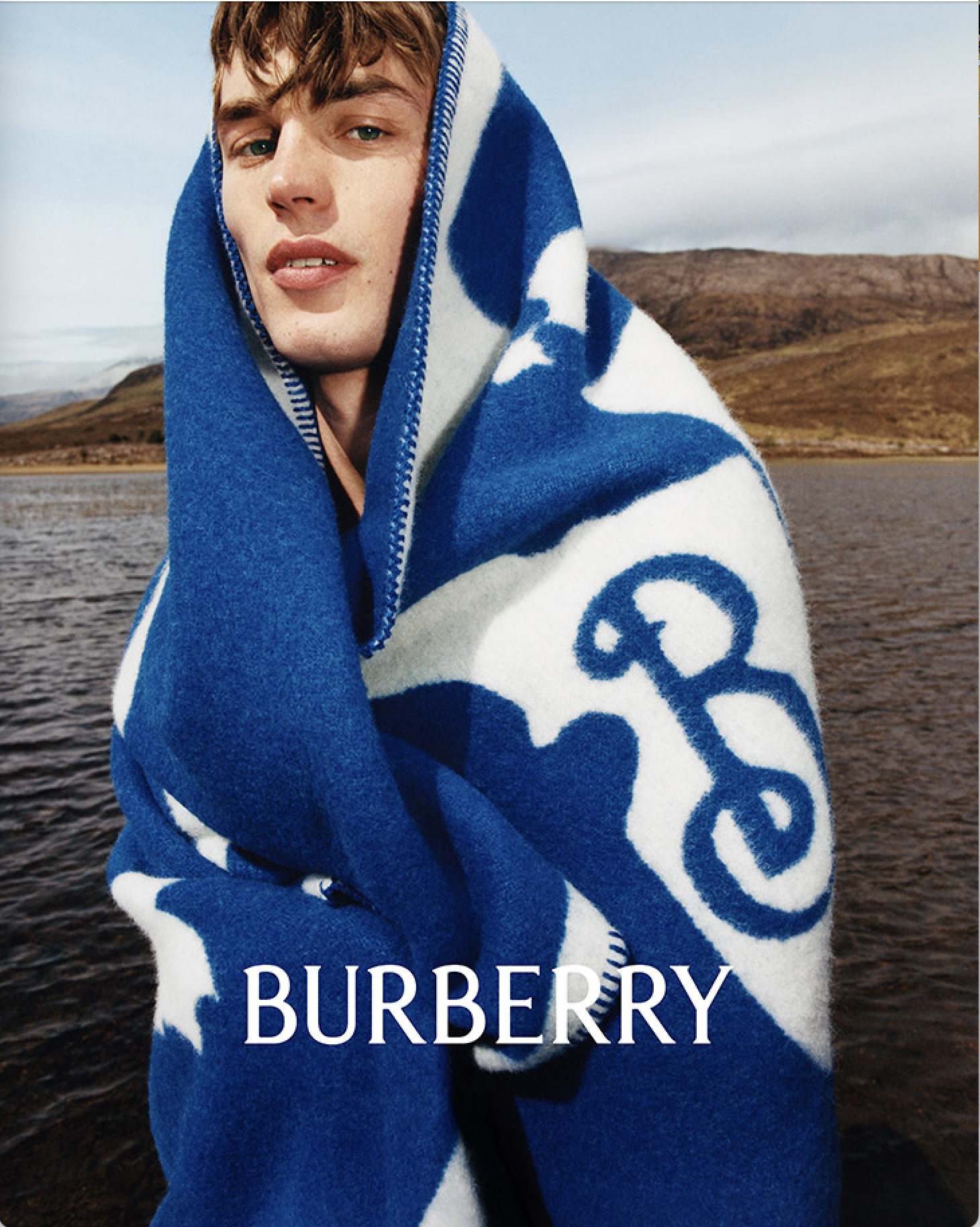 Burberry-FW-2023-by-Tyrone-Lebon-00004.png