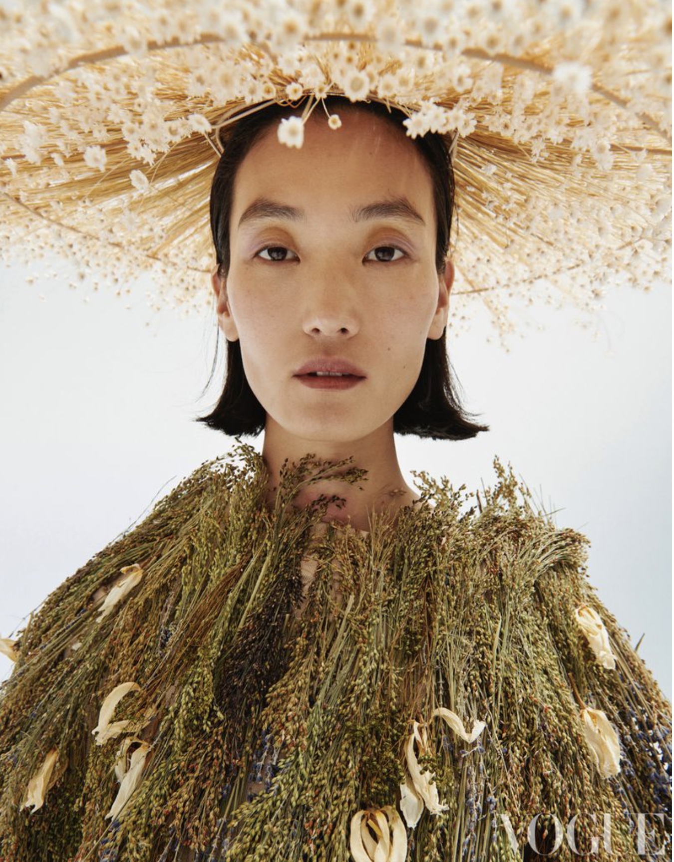 Vogue-China-July-2023-Sustainable-Fashion-Cass-Bird-00010.png