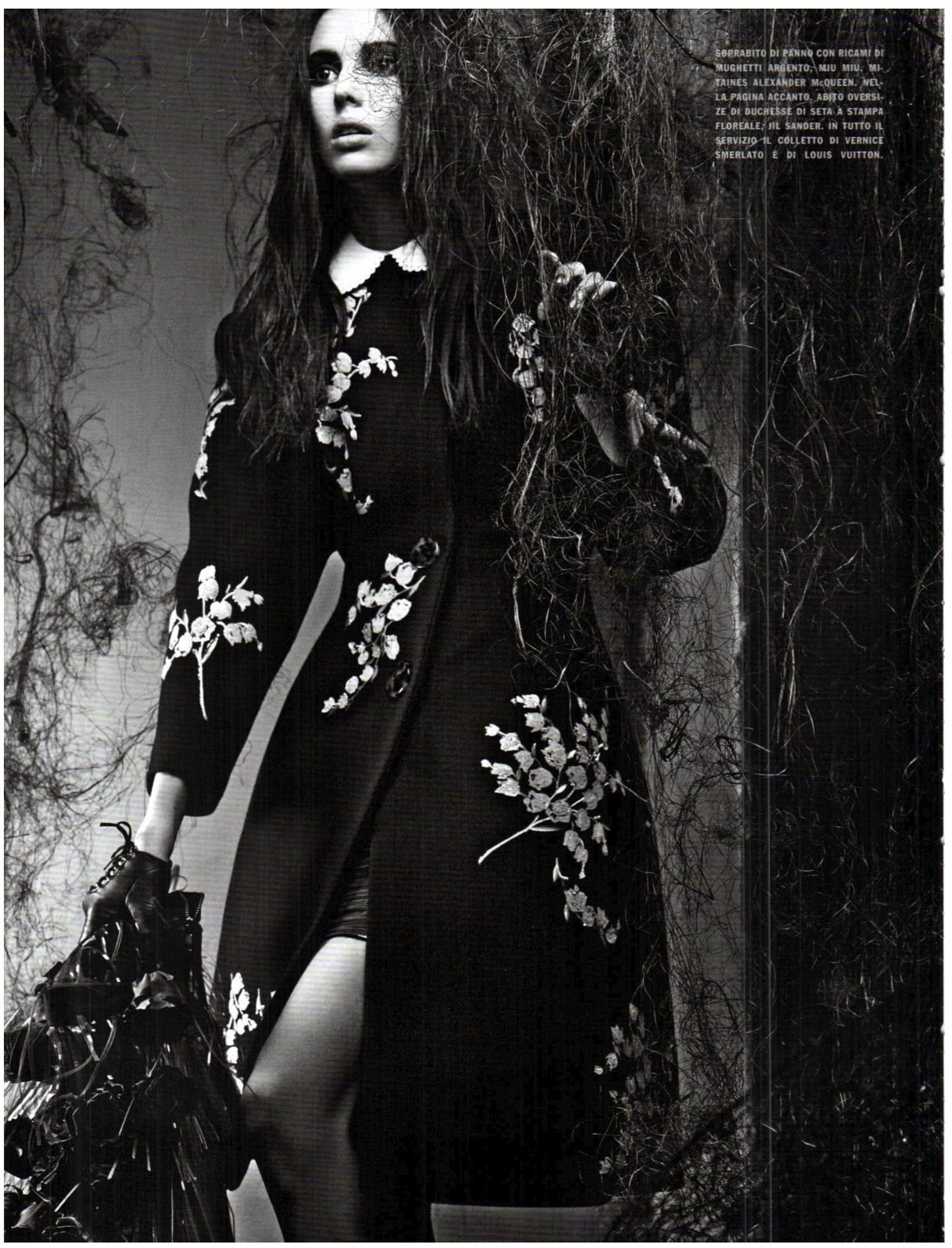 Chic-Gothic-Craig-McDean-Vogue-Italia-Sept-2011-00013.jpeg