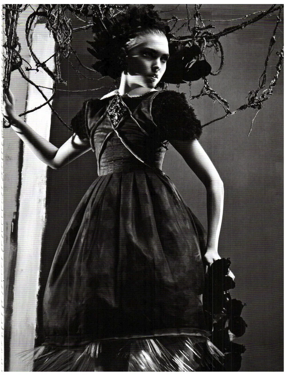 Chic-Gothic-Craig-McDean-Vogue-Italia-Sept-2011-00016.jpeg