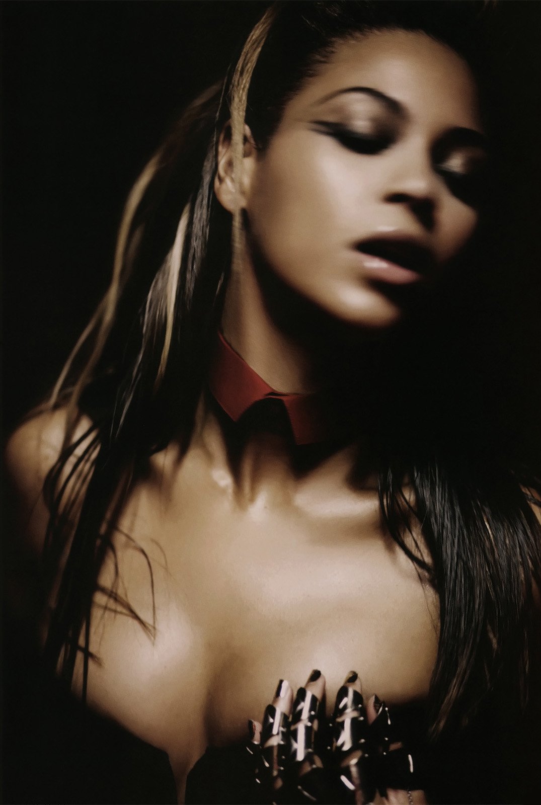 Beyonce-by-Ellen-Von-Unwerth-Giant-Maagazine-January-2009-00007.jpg