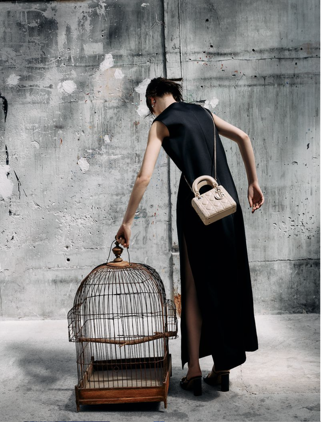 Lise-Sauve-in-Dior-by-Vladimir-Marti-Grazia-International-June-2023-00002.png