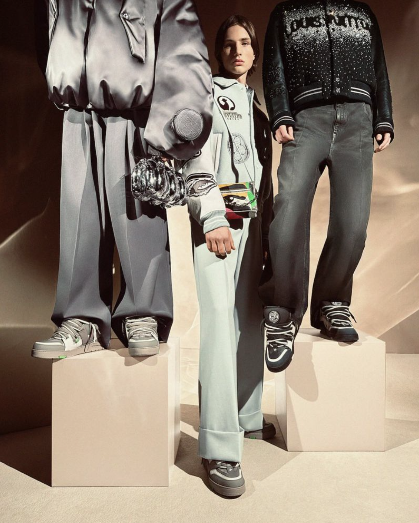 Louis-Vuitton-Mens-FW-2023-Campaign-Images-00007.png