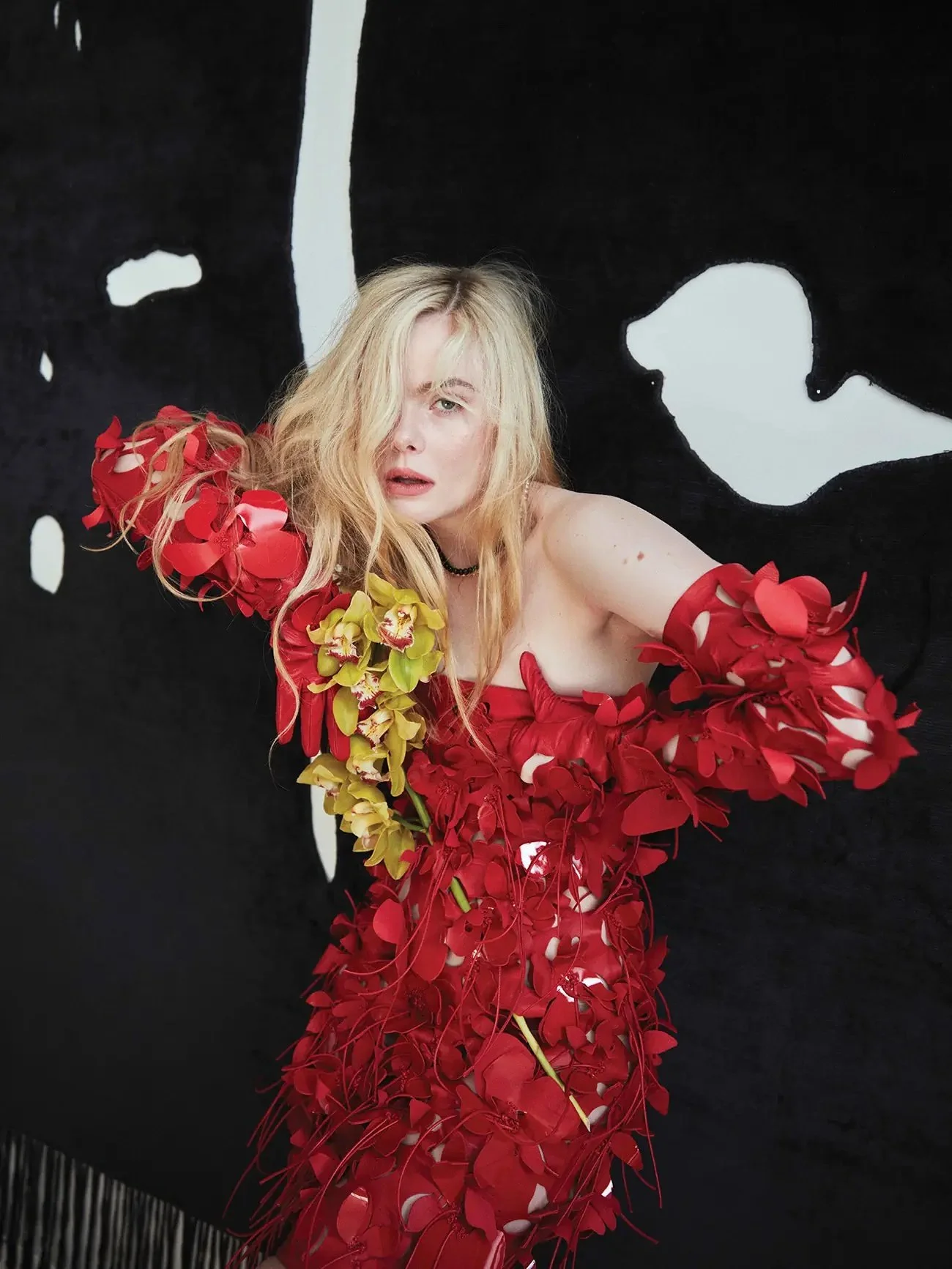 Elle-Fanning-Flaunt-Magazine-Issue-186-Greg-Swales-16.jpeg