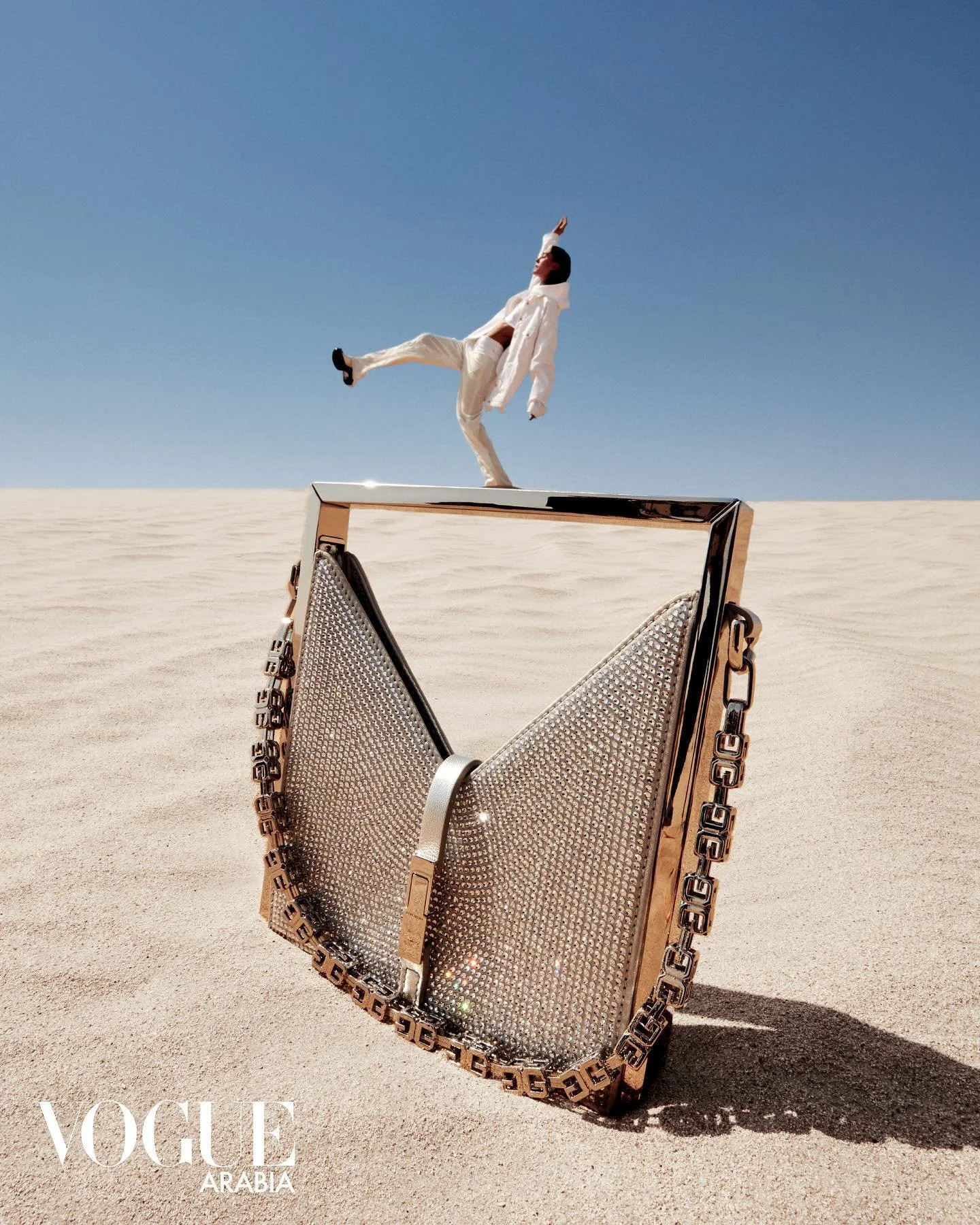 Vogue-Arabia-July-2023-Bigger-the-Better-13.jpg