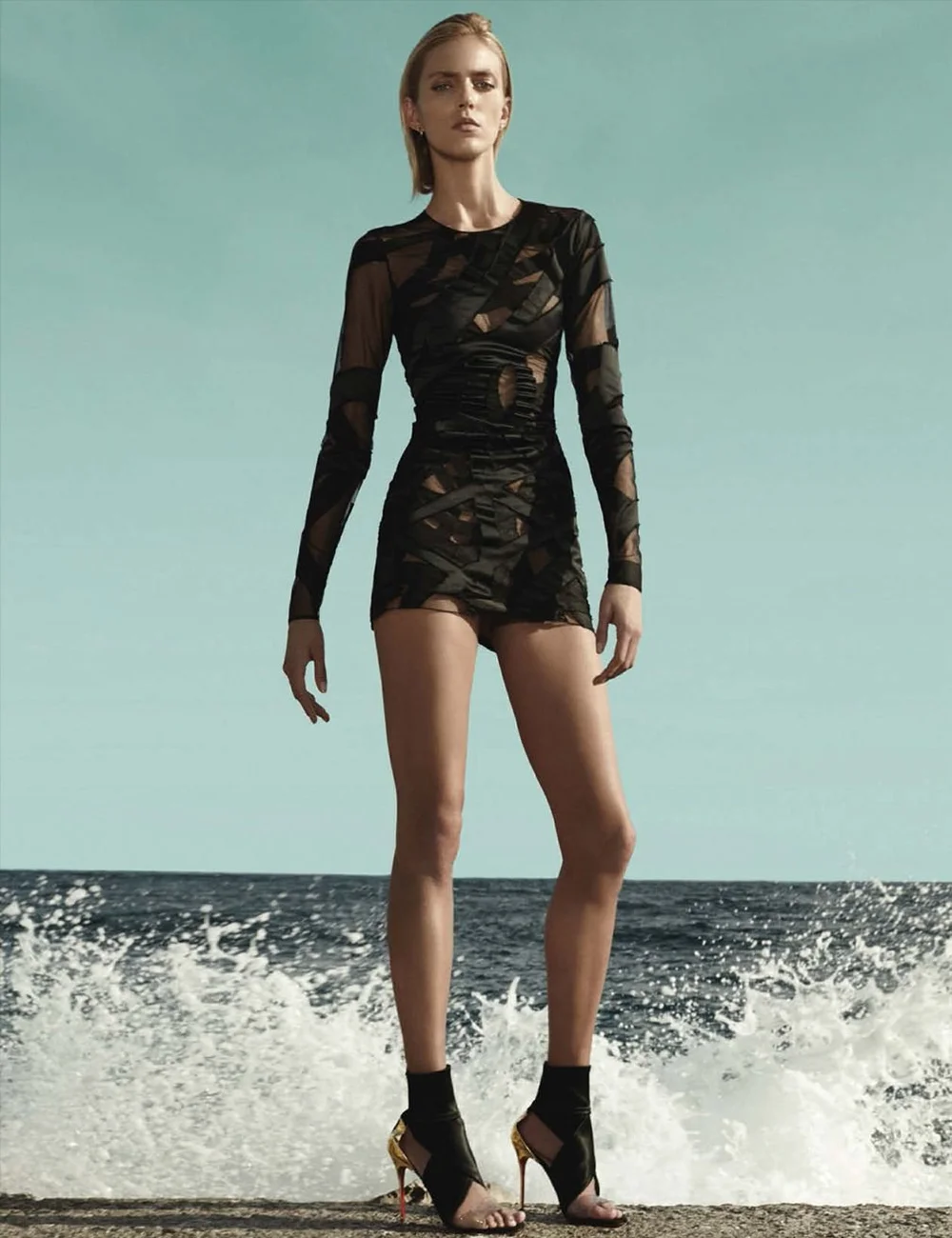 Anja-Rubik-by-Mario-Testino-for-Vogue-Germany-March-2014-6.jpeg