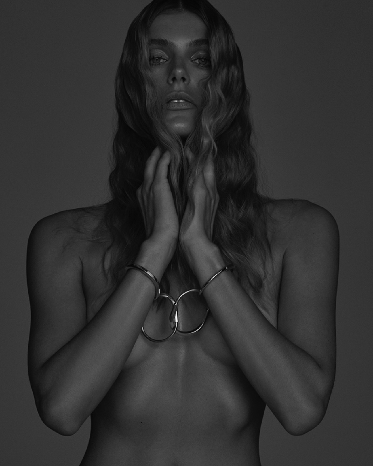 Madison-Headrick-Naked-in-Tiffany-Lock-and Knot-by-David-Roemer-M-Milenio-Magazine-11.png