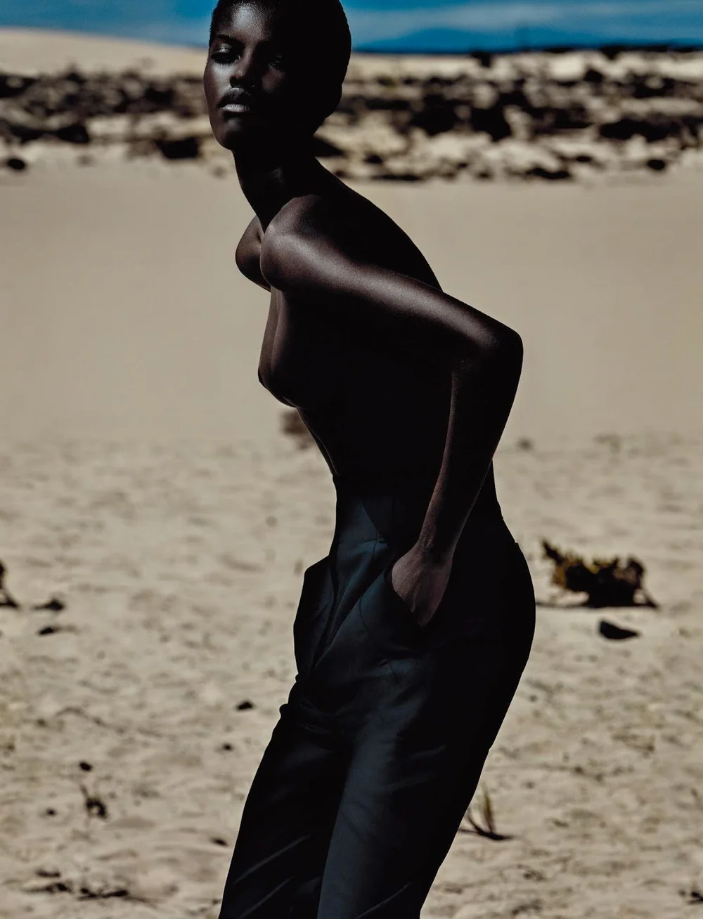 Amilna-Estevao-by-Txema-Yeste-numero-169-december-january-2015-16-2.jpeg