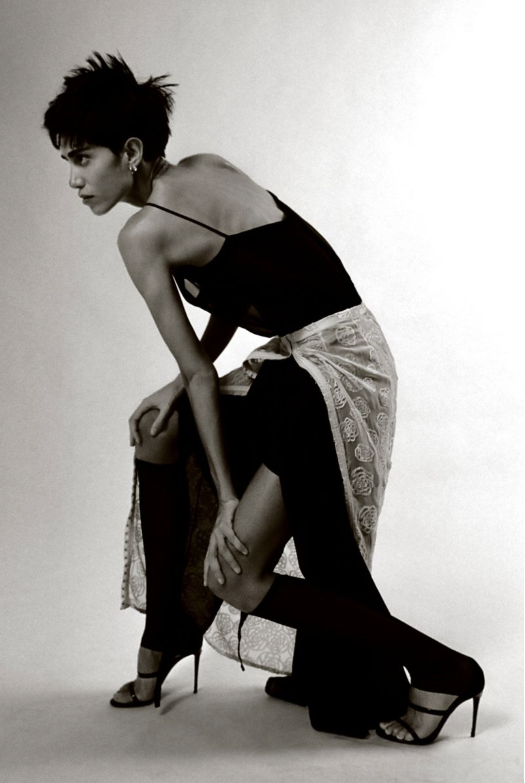Anna-Herrera-by-Coni-Tarallo-Vogue-Portugal-September-2023-1.png