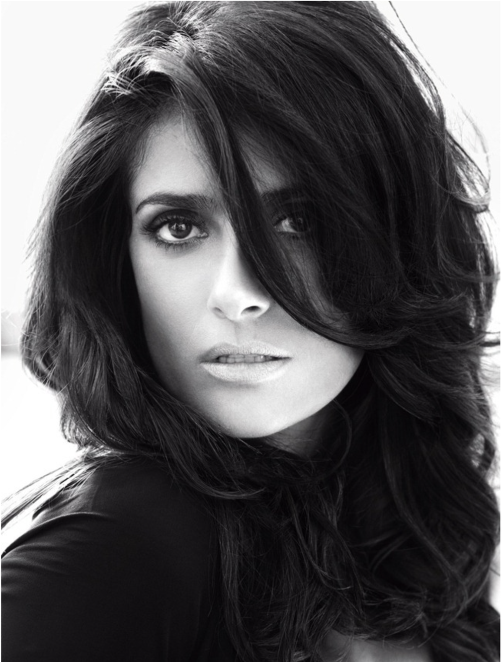 Salma-Hayek-by-Alexi-Lubomirski-Vogue-Germany-September-2012-5.png