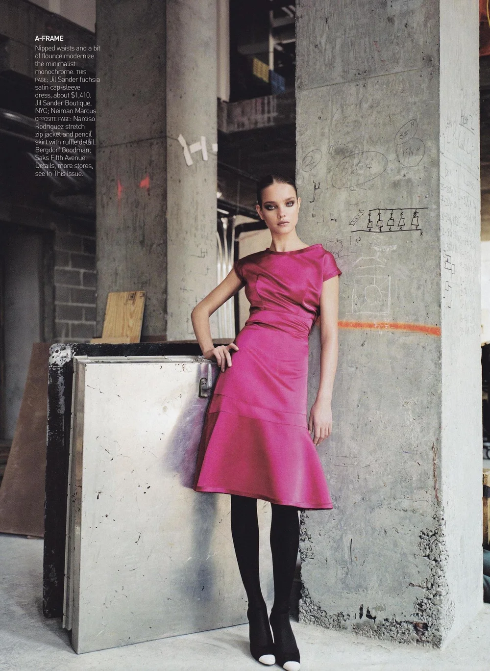 Natalia-Vodianova-by-Patrick-Demarchelier-Vogue-US-July-2004-7.jpeg