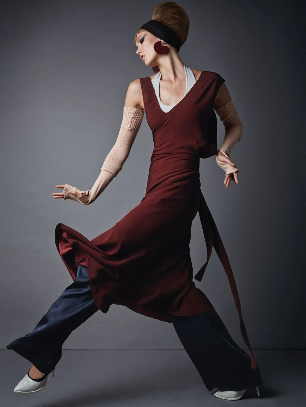 Karlie-Kloss-by-Patrick-Demarchelier-for-Vogue-UK-November-2015-7.jpg