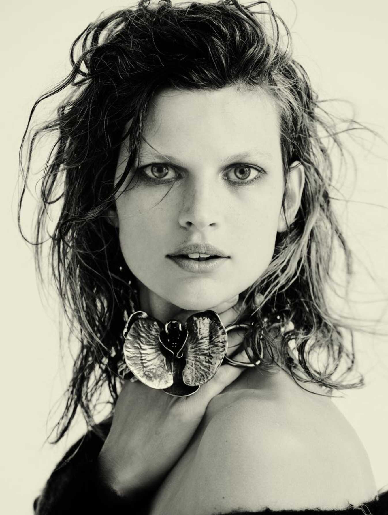 Bette-Franke-by-Jesus-Isnard-Telva-November-2023-7.png