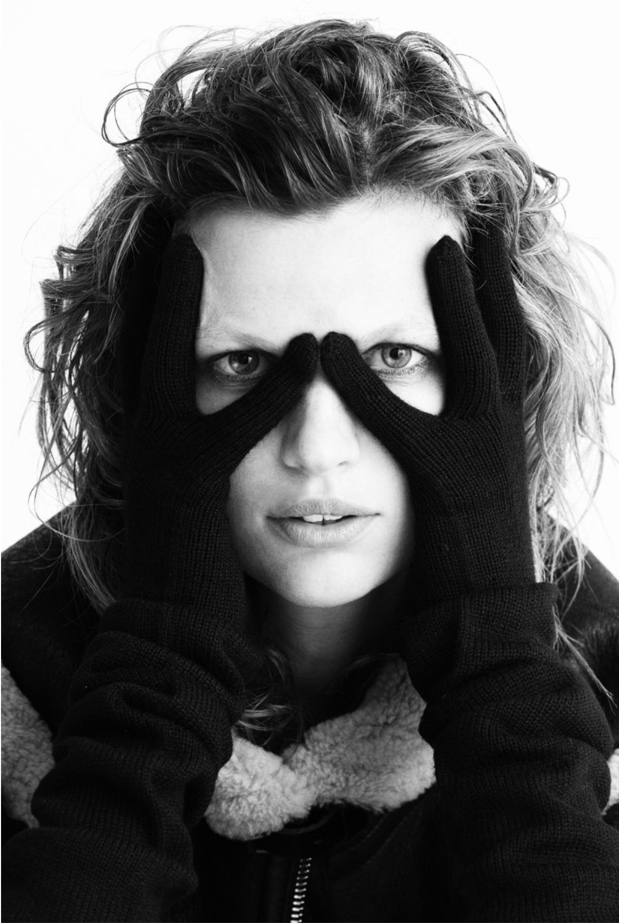Bette-Franke-by-Jesus-Isnard-Telva-November-2023-20.png