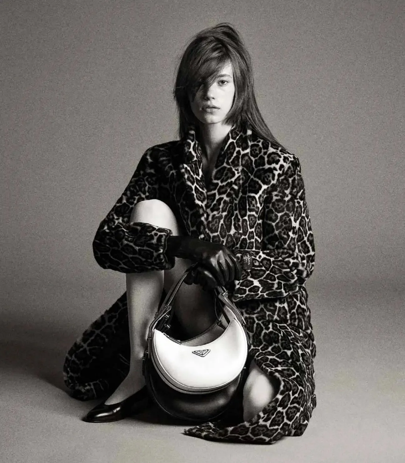 Dana Smith Suits Up with Boss Lady Bags in DStyle October 21, 2023 by Mark Kean