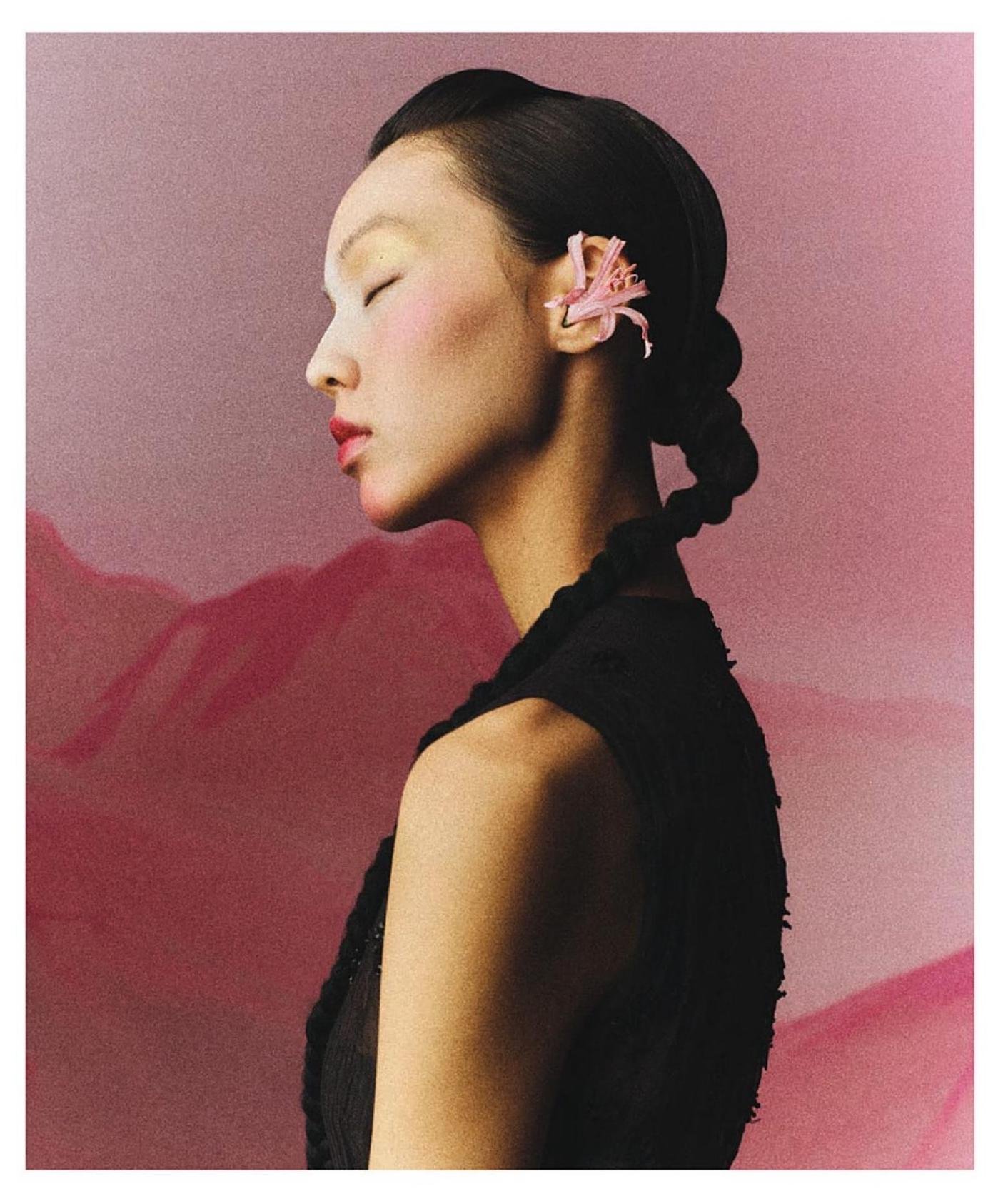 Mythos-by-Jin-Jiaji-for-Vogue-China-October-2023-5.jpg
