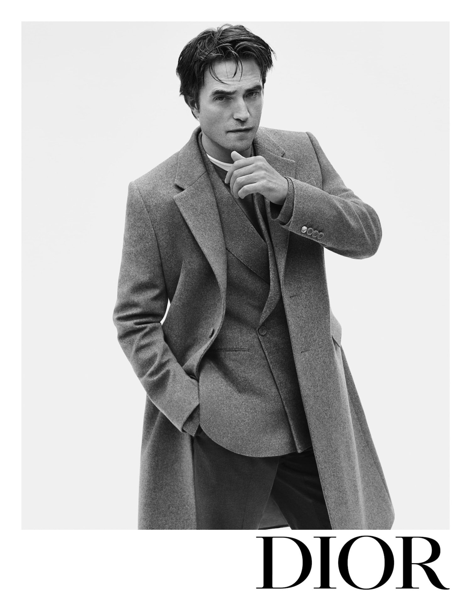 Dior-Men-Icons-Robert-Pattinson-by-Alasdair-McLellan-2.jpg