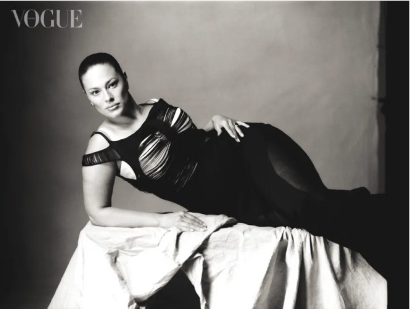 Ashley-Graham-by-Florentino-and-Yule-for-Vogue-Brazil-November-2023-3.png