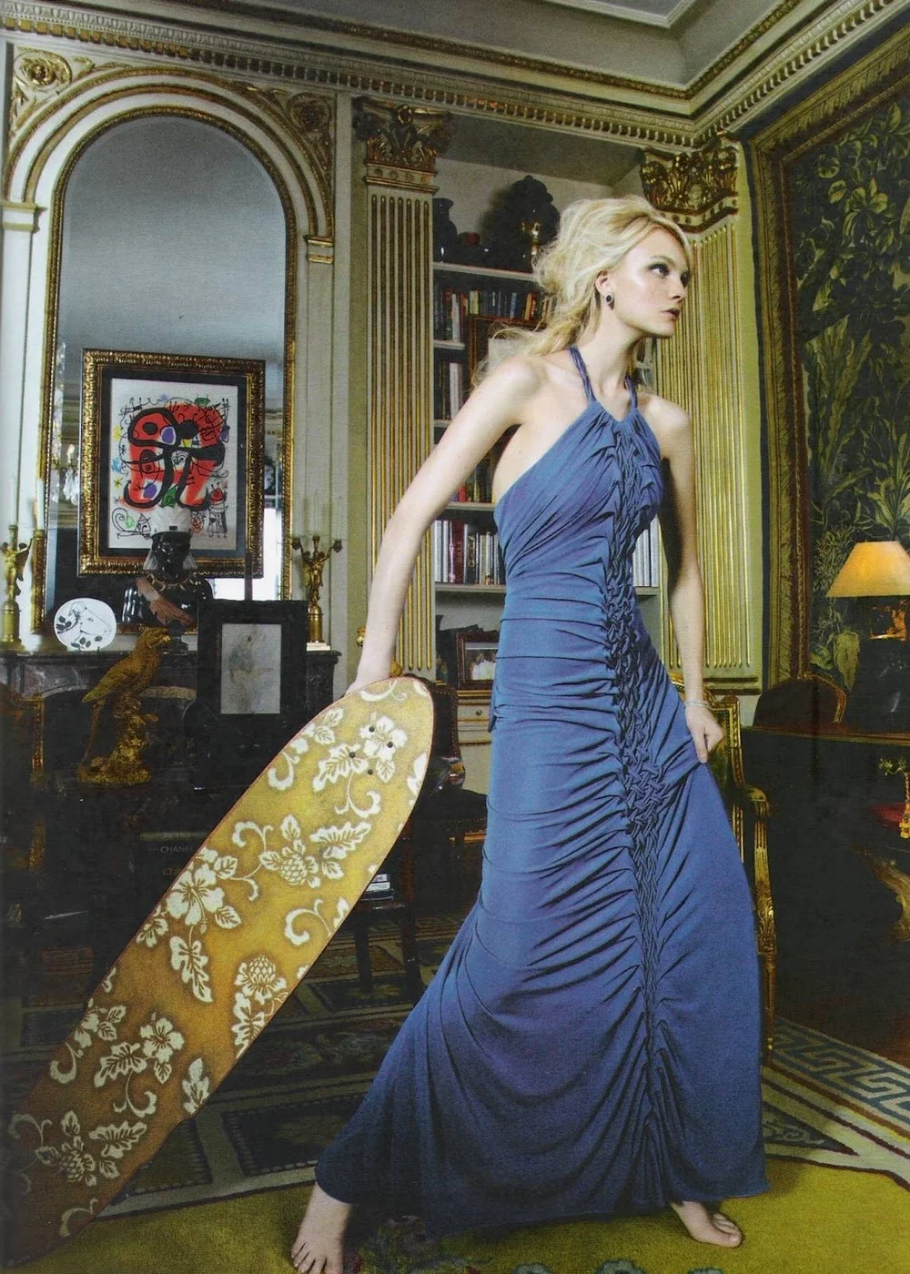 Caroline-Trentini-by-Gui-Paganini-Harpers-Bazaar-Brazil-December-2011-8.jpg