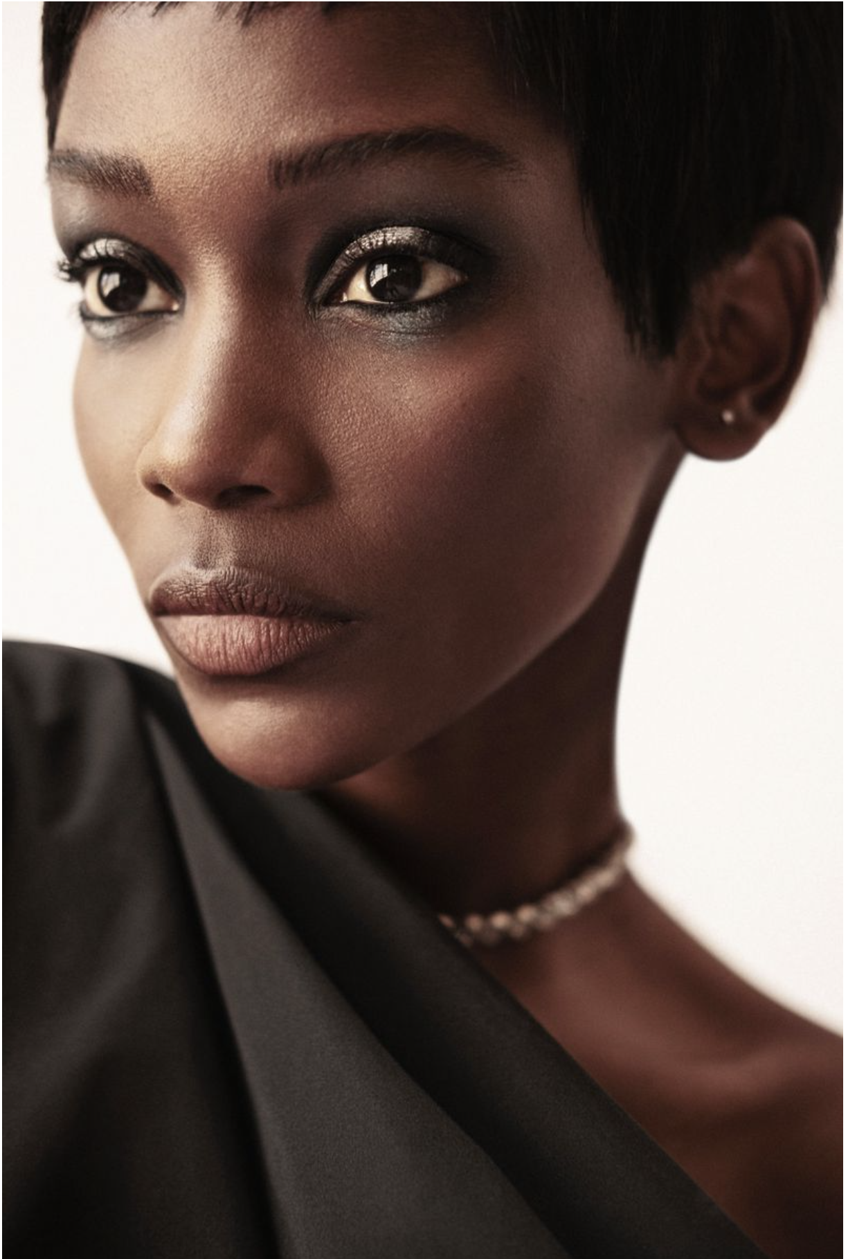 Elibeidy-Dani-by-Juankr-in-Vogue-Arabia-December-2023-10.png