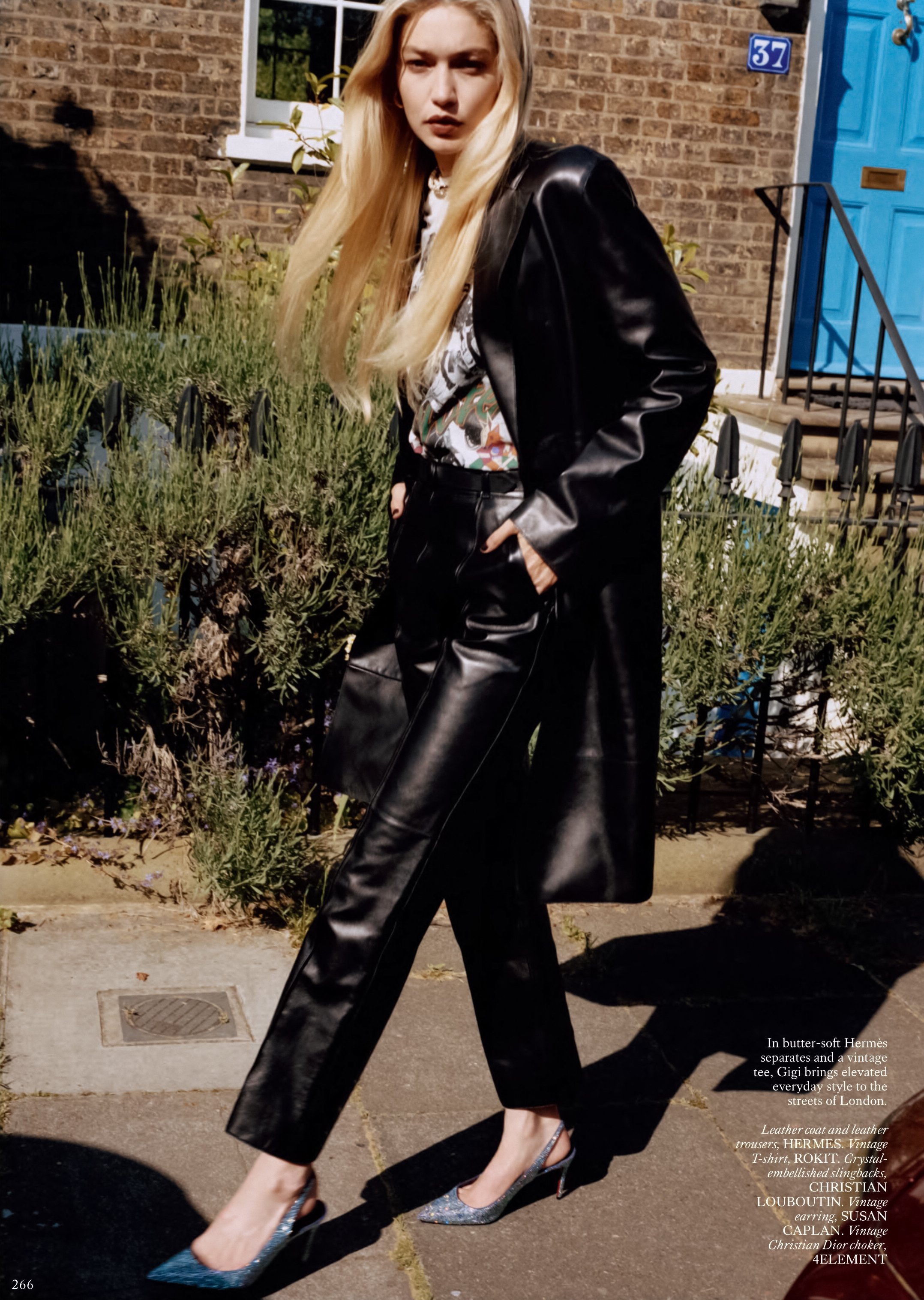 Gigi-Hadid-by-Angelo-Pennetta-Vogue-UK-December-2023-24.jpeg