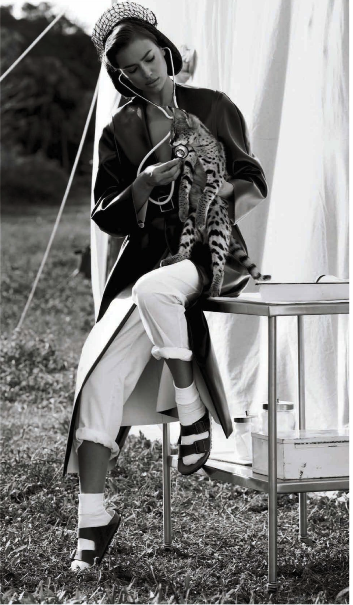 Sebastian-Faena- Harpers-Bazaar-Australia-May-2013-6.png