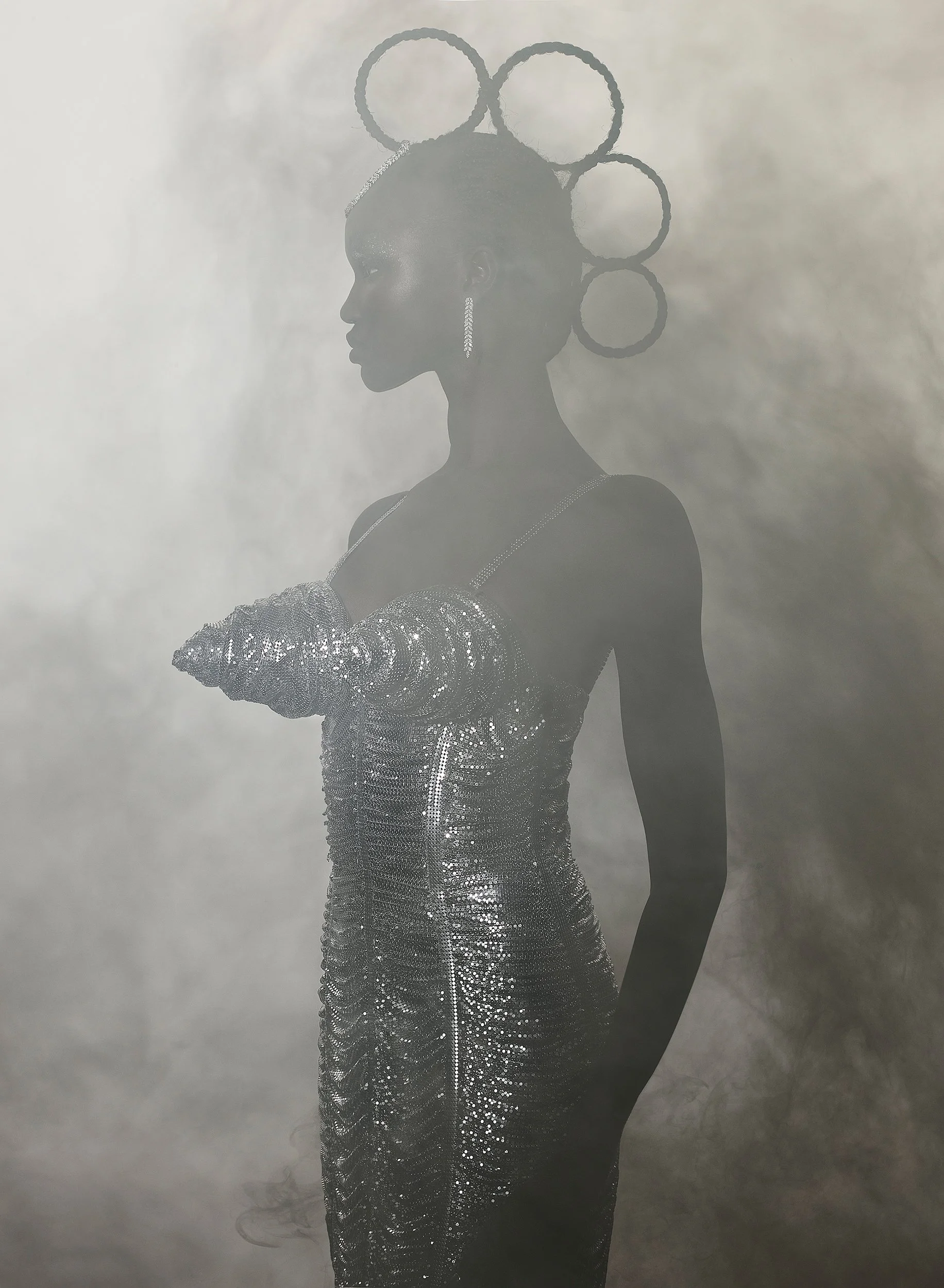 Abeny-Nhial-by-Richard-Burbridge-V-Magazine-145-W2023-4-3.jpeg