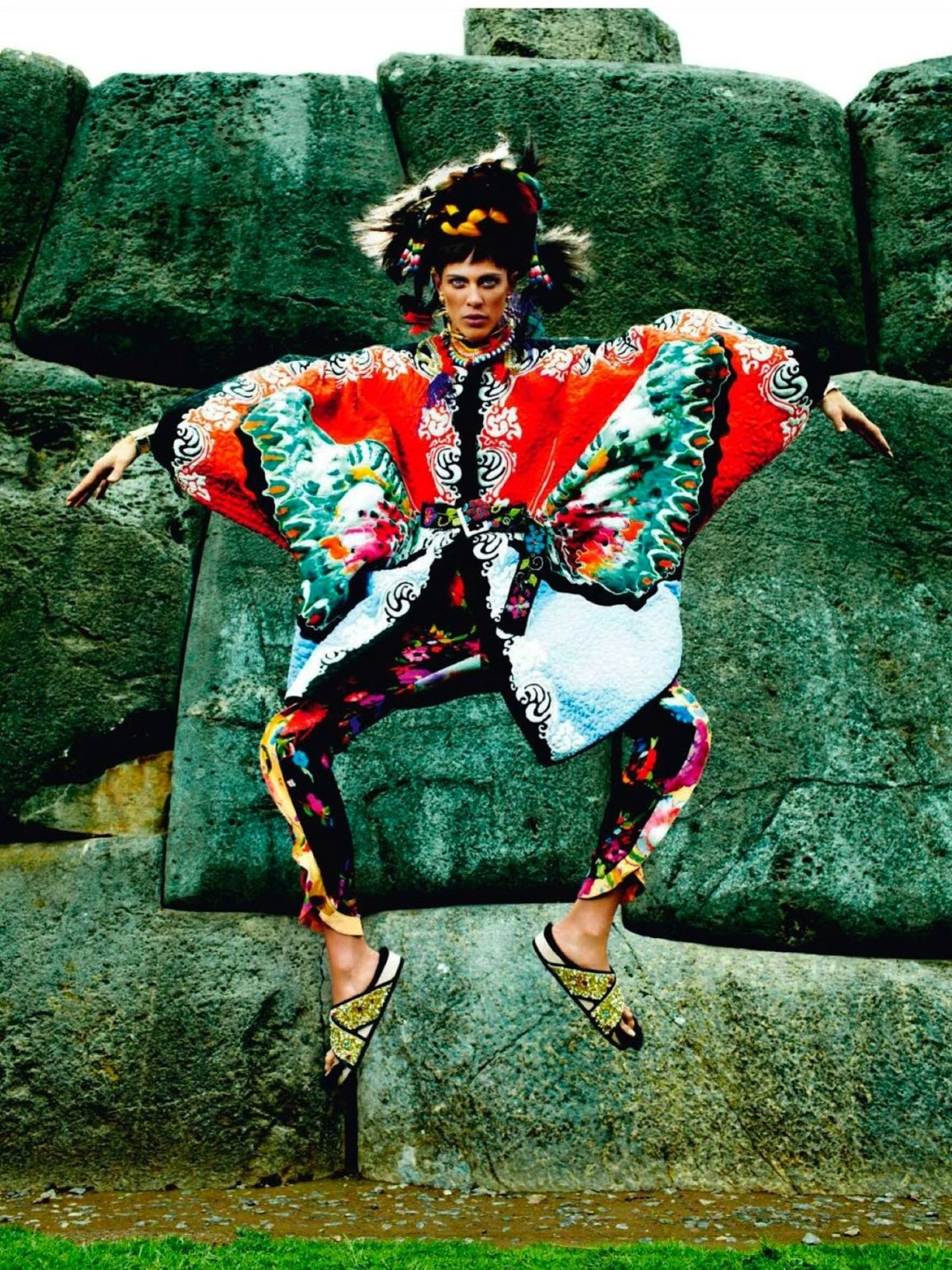 Inca-Style-by-Mario-Testino-Vogue-Paris-April-2013-8.jpeg