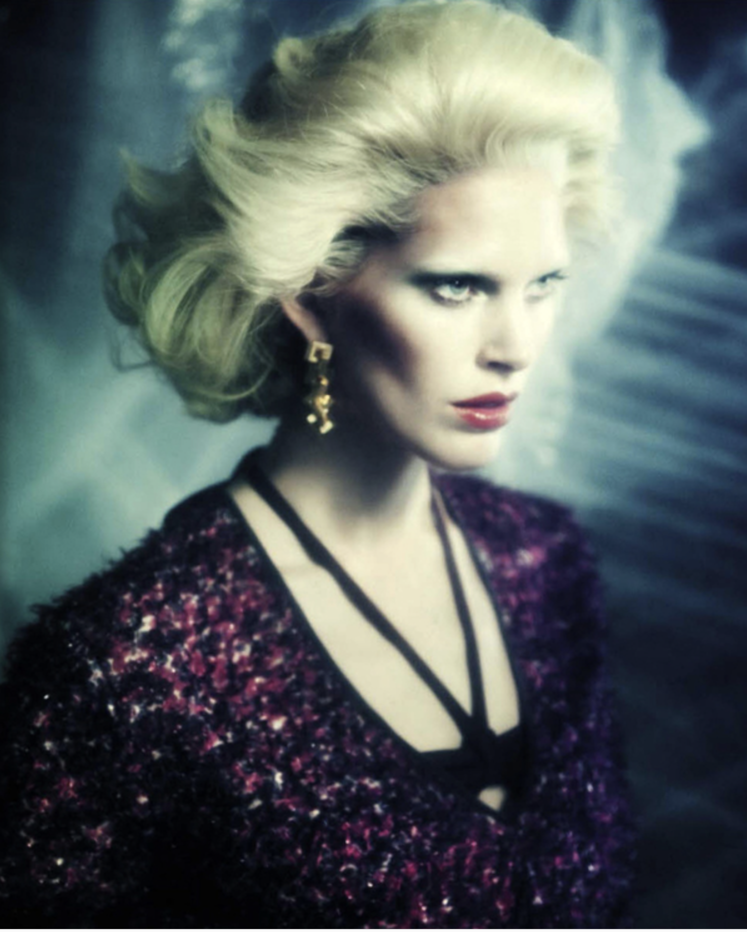 Iselin-Steiro-by-Paolo-Roversi-Vogue-Italia-December-2012-4.png