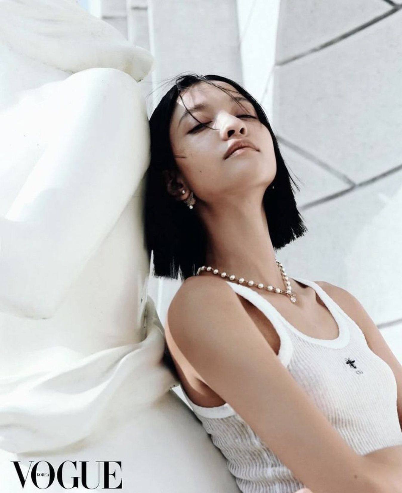 America-Gonzalez-by-Hyea-W-Kang-Vogue-Korea-December-2023-3.png