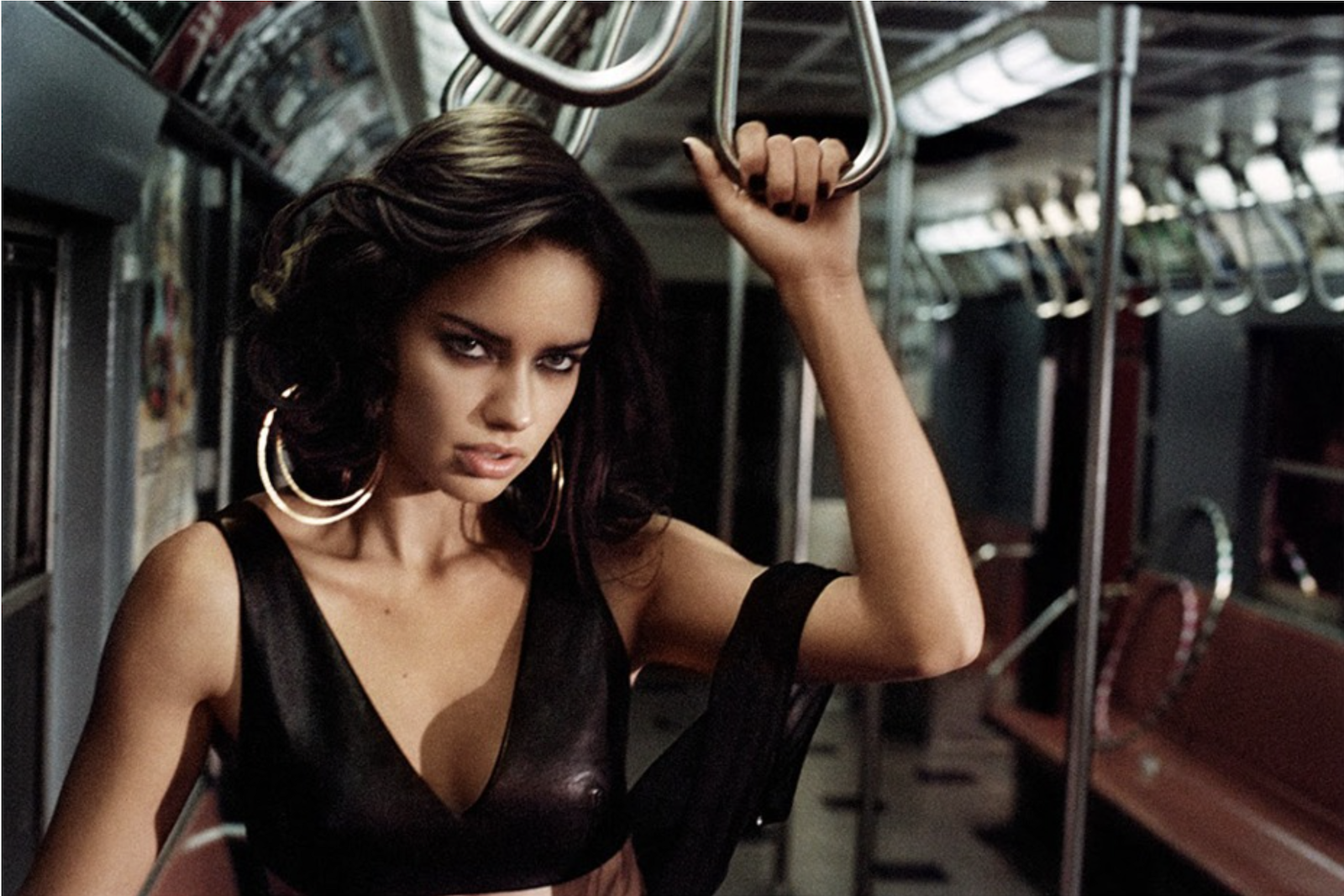 Adriana-Lima-by-Vincent-Peters-Numero-Tokyp-72-December-2013-7.png