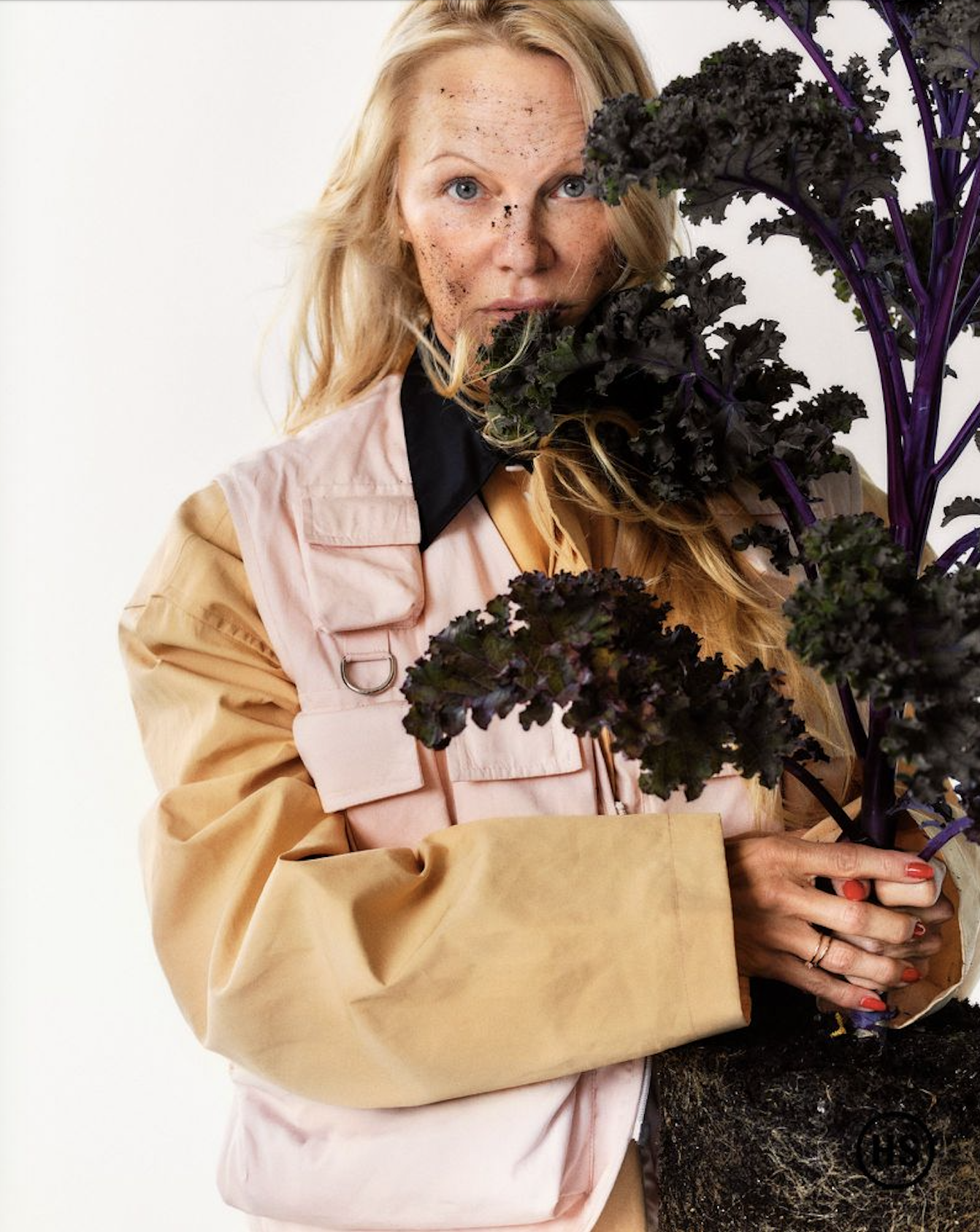 Pamela-Anderson-SM-by-Robert-Lindholm-Highsnobiety-March-2024-27.jpg