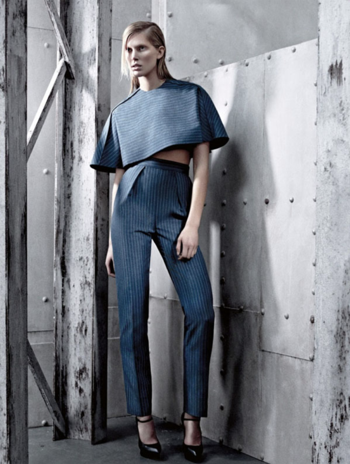 Iselin-Steiro-by-Craig-McDean-Vogue-UK-March-2013-4.png