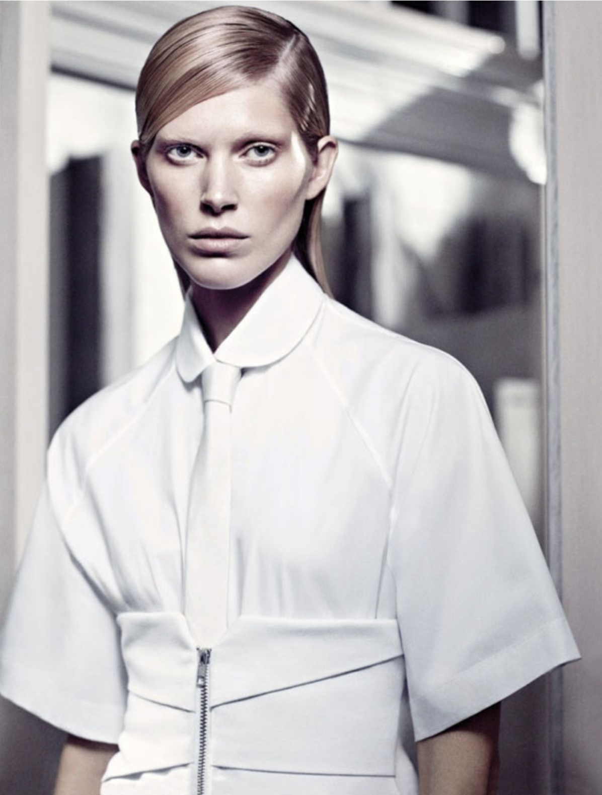 Iselin-Steiro-by-Craig-McDean-Vogue-UK-March-2013-6.png