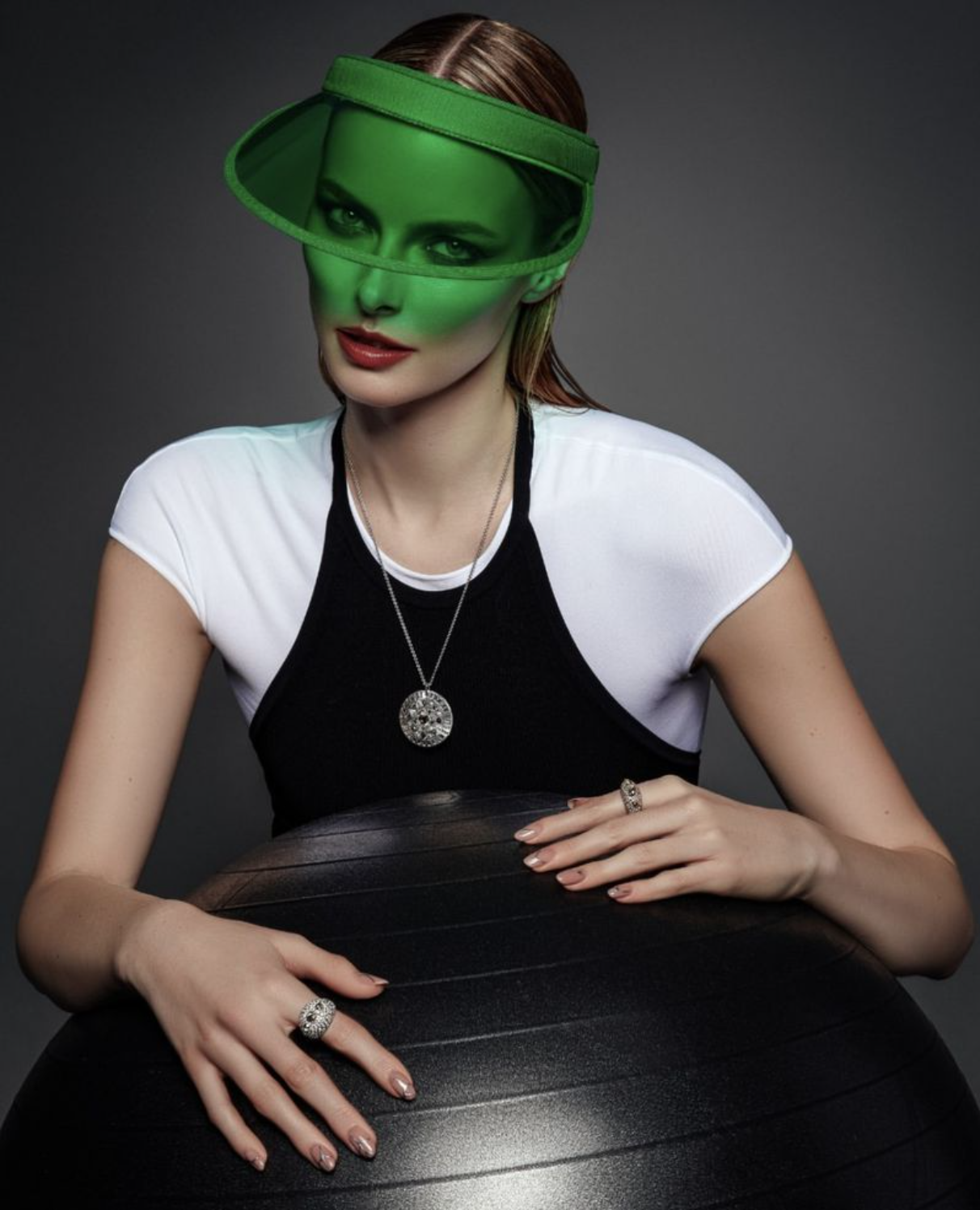  Elza Matiz wears Ferragamo and DeBeers, lensed by Mike Ruiz in SCMP Style March 2024. 
