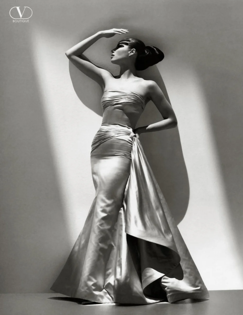 C-Christy-Turlington-by-Herb-Ritts-Vanity-Fair-US-September-1995-Valentino-8.jpeg