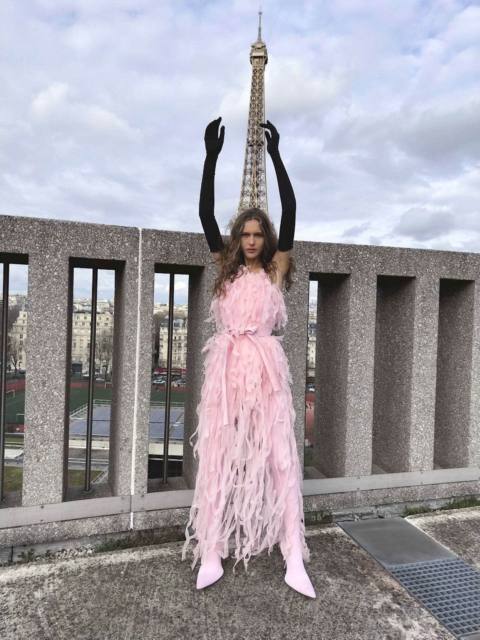 Angelina-Kendall-by-Juergen-Teller-Vogue-Australia-April-2024-7.jpeg