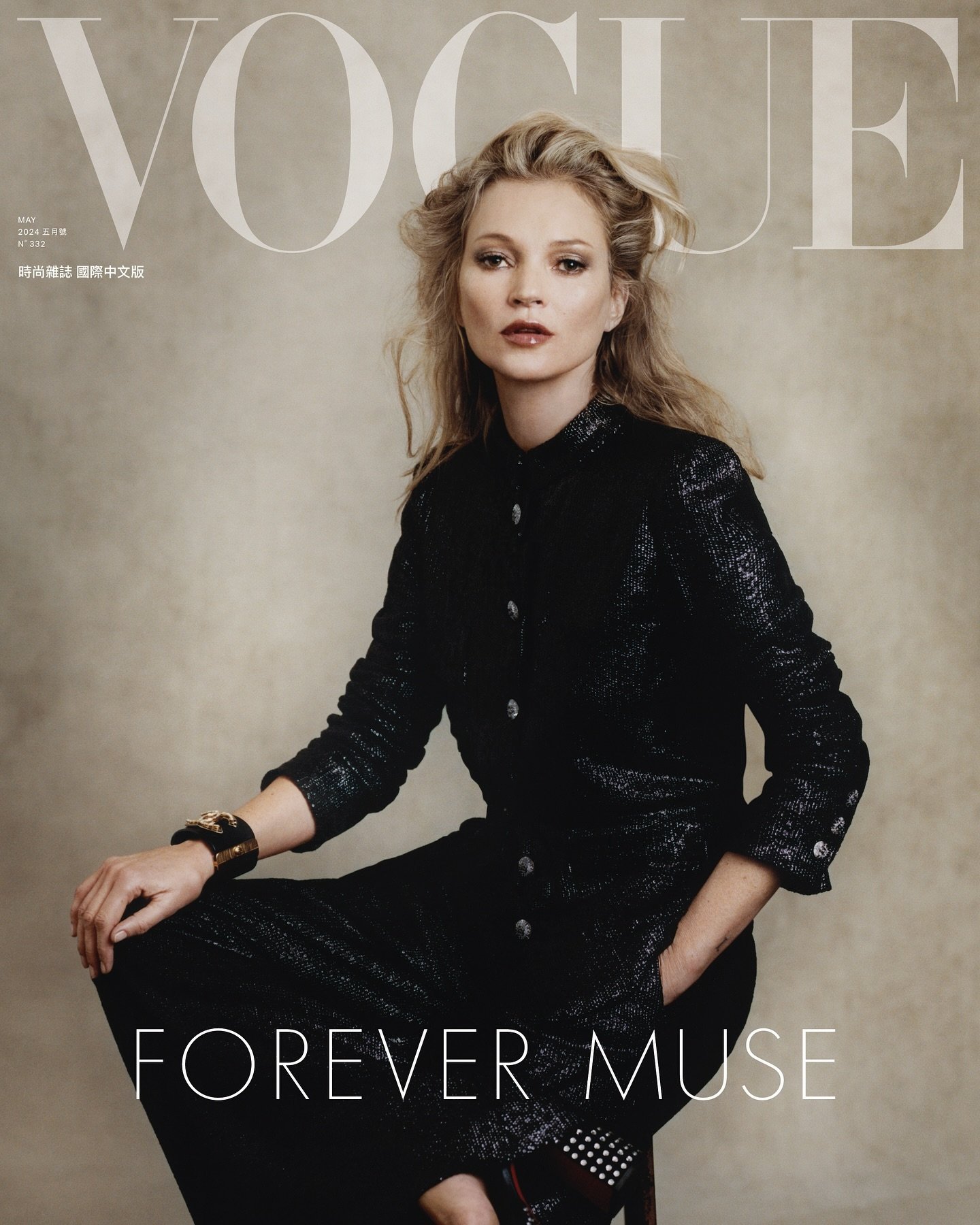 Kate-Moss-by-Nikolai-von-Bismark-Vogue-UK-May-2024-14.jpg