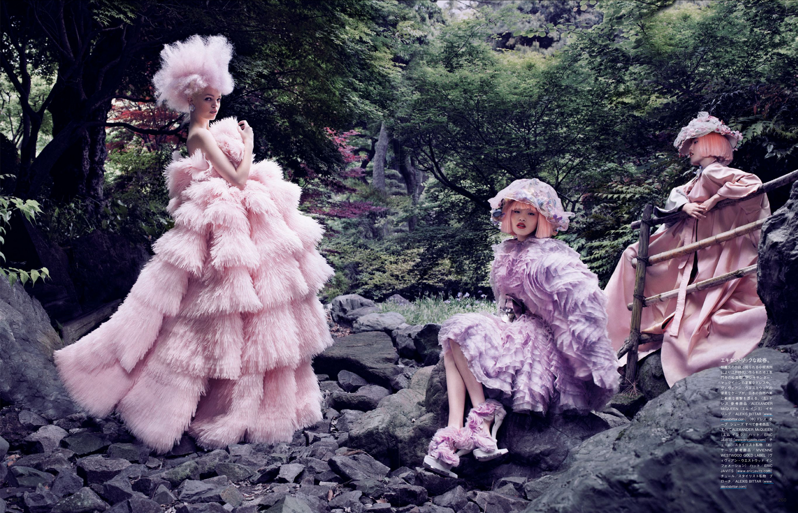 Daphne-Groeneveld-by-Mark-Segal-Vogue-Japan-November-2012-4.png