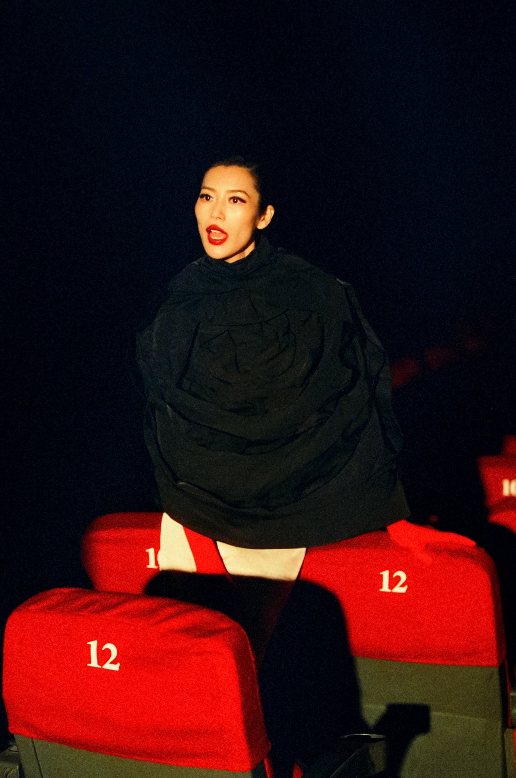 Liu-Wen-by-Wing-Shya-Vogue-China-June-2024-6.jpeg