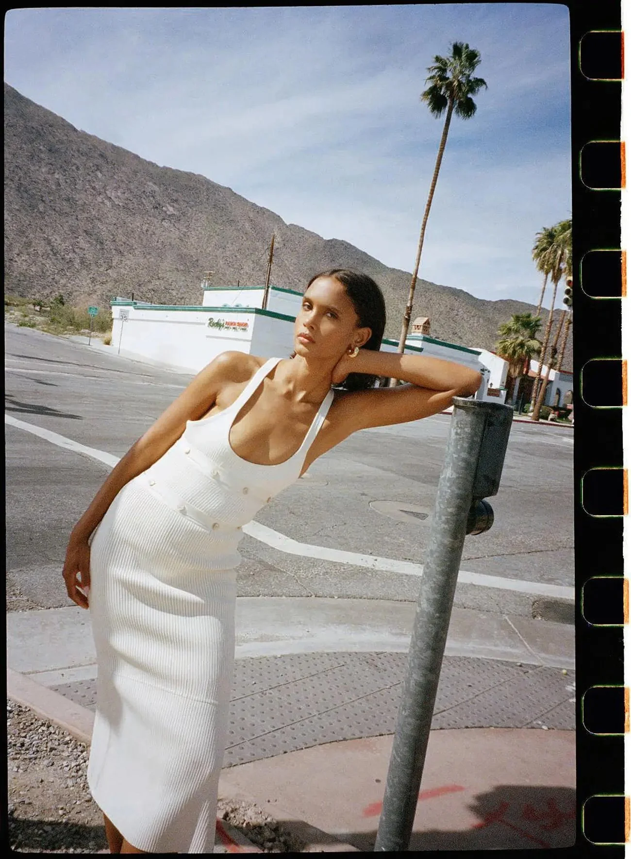 Malaika Holmen in Palm Spring for ELLE Italia June 20, 2024 by Riccardo Vimercati