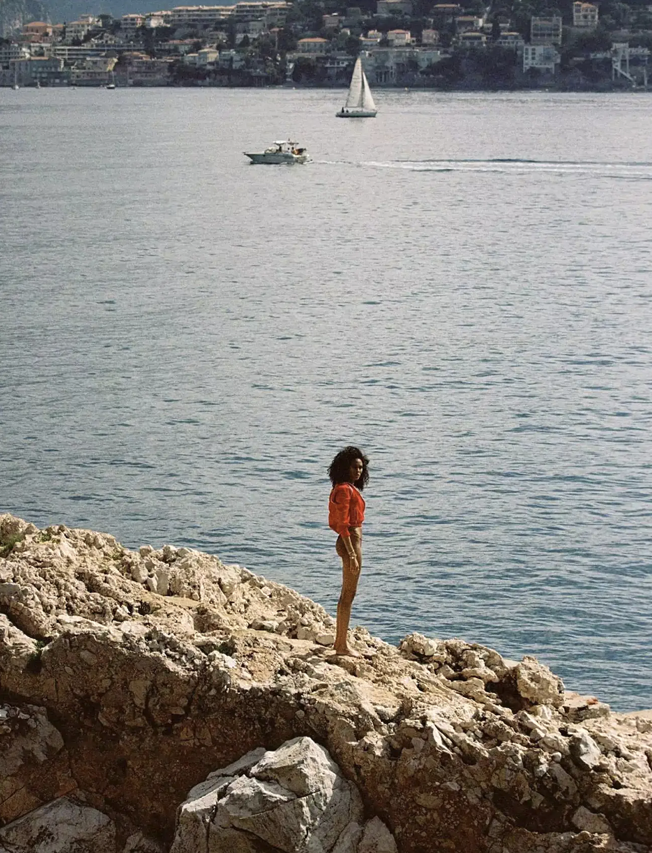 Cindy-Bruna-ELLE-France-July-11-2024-by-Cameron-Hammond-11.png