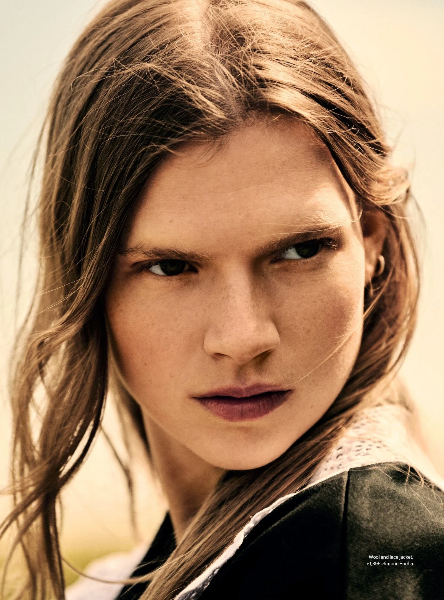 Sara-Eirud-by-B00-George-Harpers-UK-July-August-2024-16.jpg