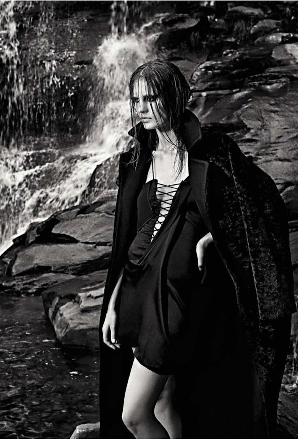 Nadja-Bender-by-Mario-Sorrenti-Vogue-Italia-November-2012-9.jpg