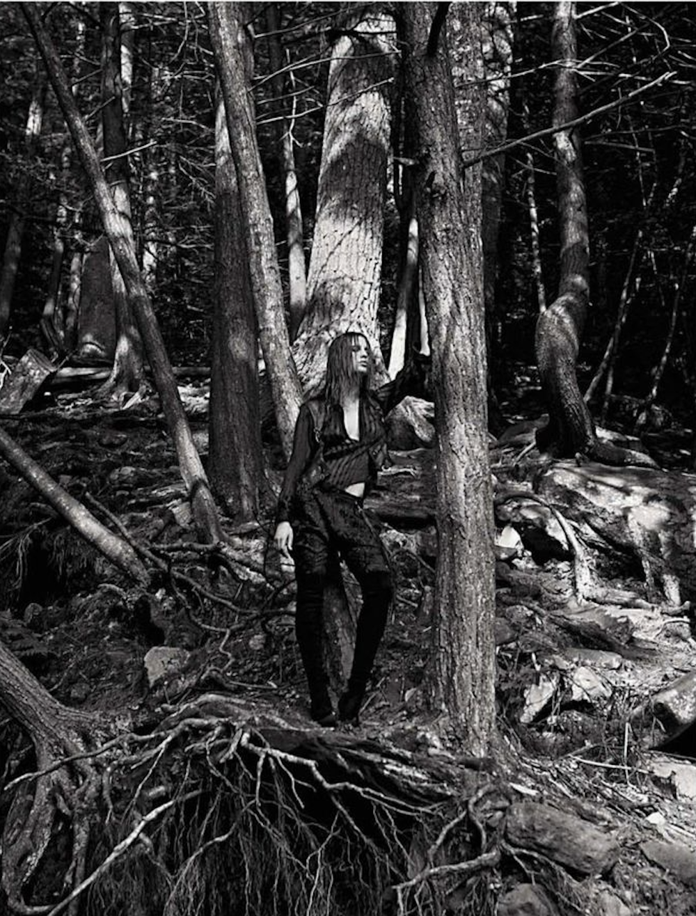 Nadja-Bender-by-Mario-Sorrenti-Vogue-Italia-November-2012-8.jpg