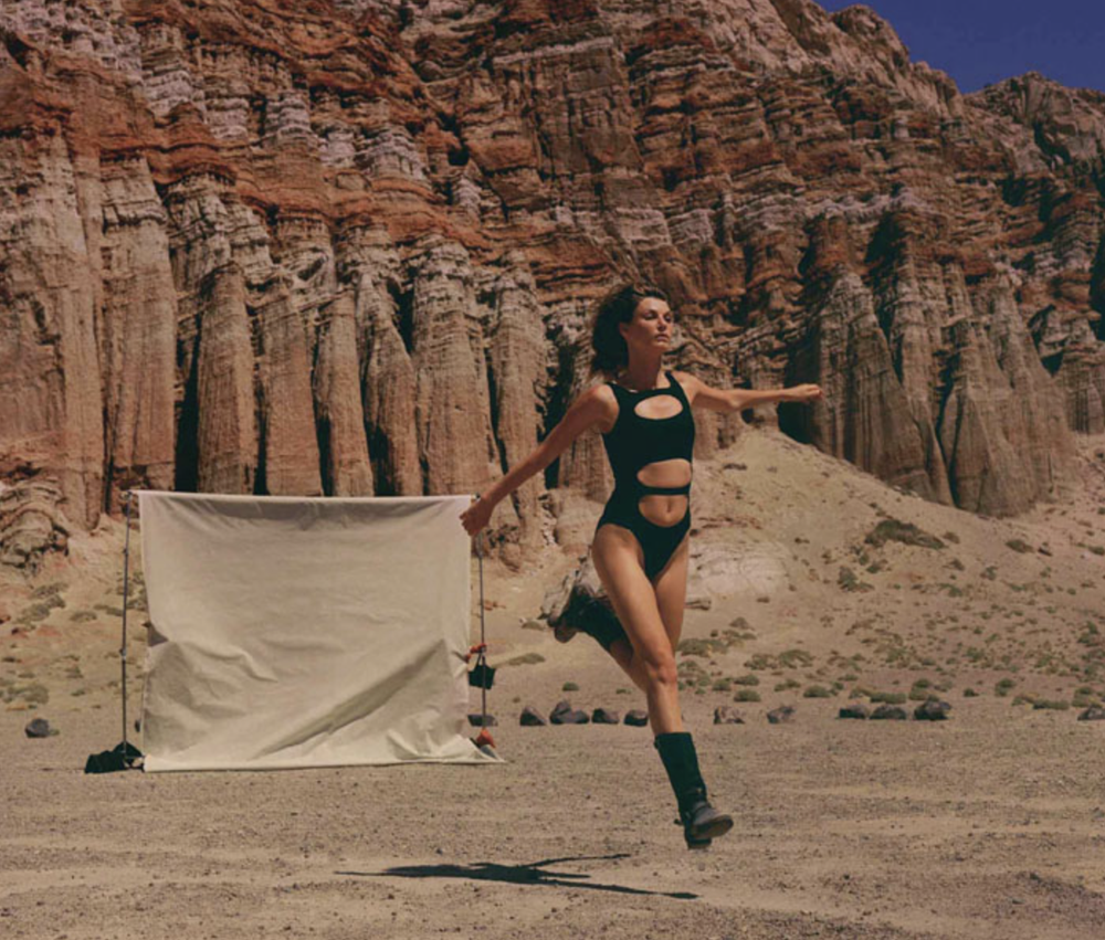 Angela-Lindvall-by-Elina-Kechicheva-Marie-Claire-France-August-2015-4.png